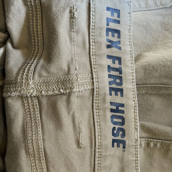 Duluth Trading Co. Cargo Shorts Mens Size 40 Beige Tan Flex Fire Hose Canvas - Picture 7 of 9